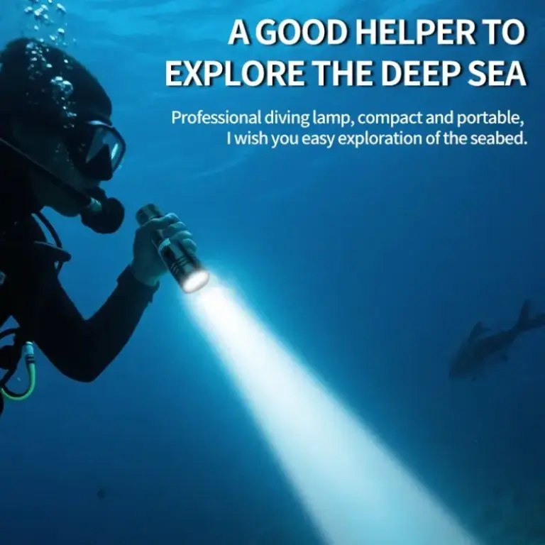 D117 IPX8 Diving LED Flashlight for 100m D117 IPX8 Diving LED Flashlight for 100m